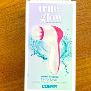 CONAIR FACIAL BRUSH NWT